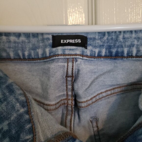 EXPRESS Boyfriend Mid Rise Jeans 6L long light denim wash - Picture 2 of 4